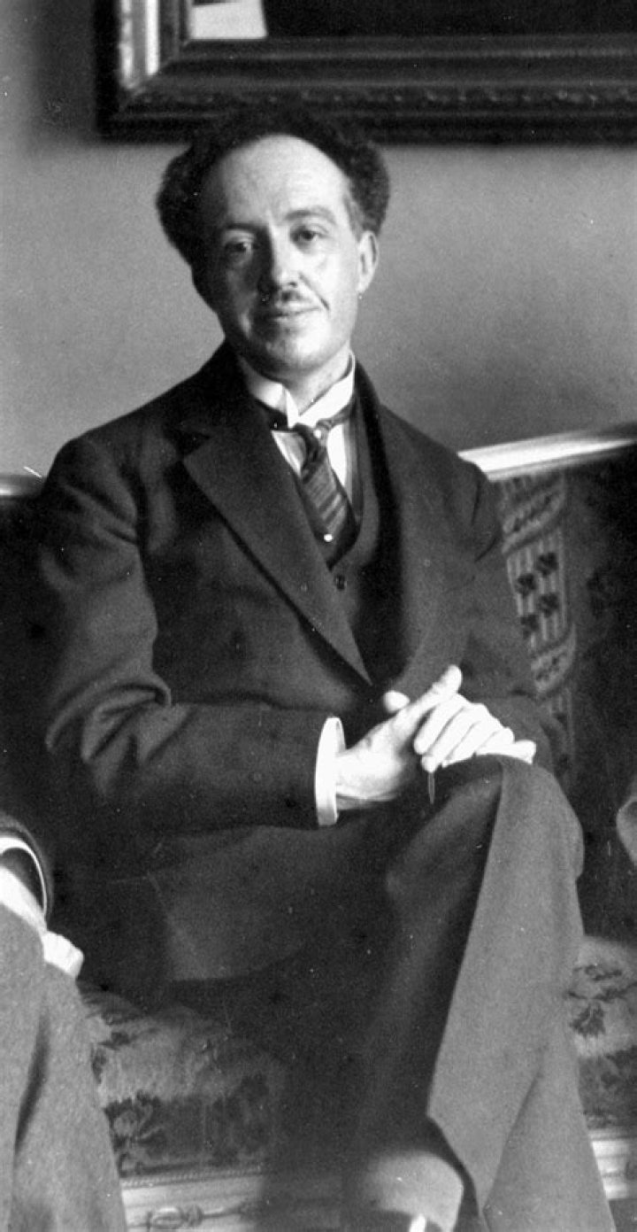 Louis de Broglie Biography