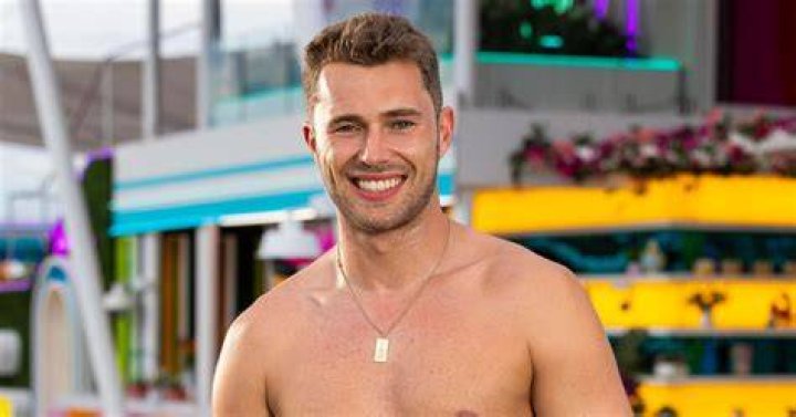 ‘Love Island Games’: who is Curtis Pritchard?