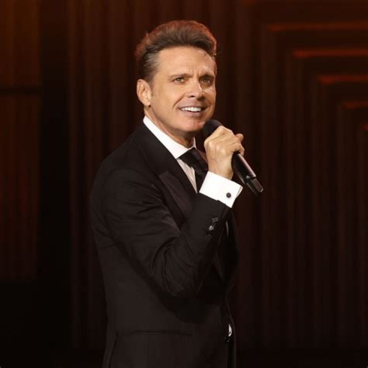 Luis Miguel Luis Miguel
