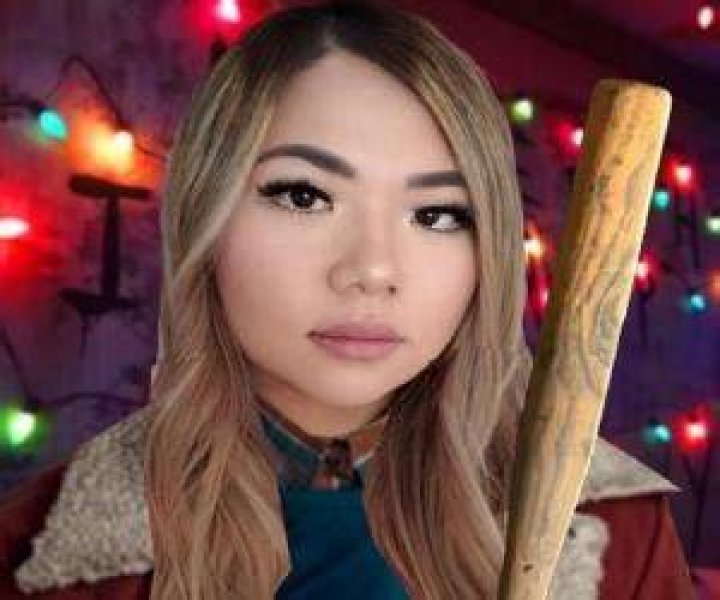 Lunar Eclispe - Bio, Facts, Family Life of Canadian Vlogger