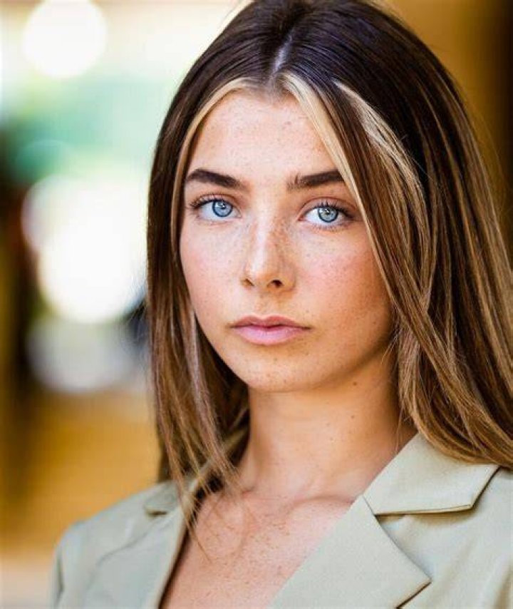 Maddie Henderson Biography