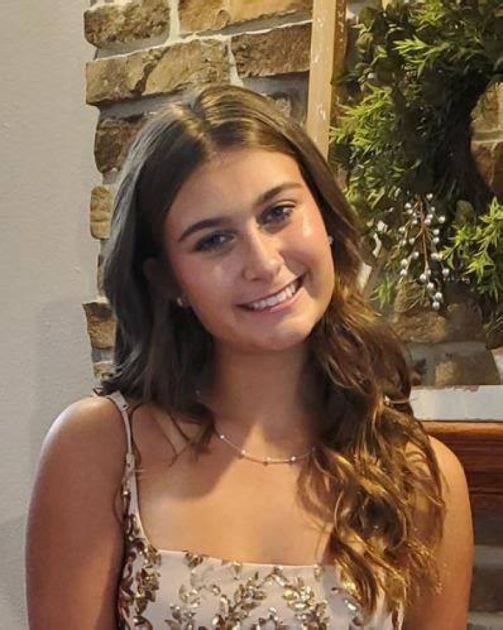 Madeline Best Obituary, O’Fallon ILTownship High School student