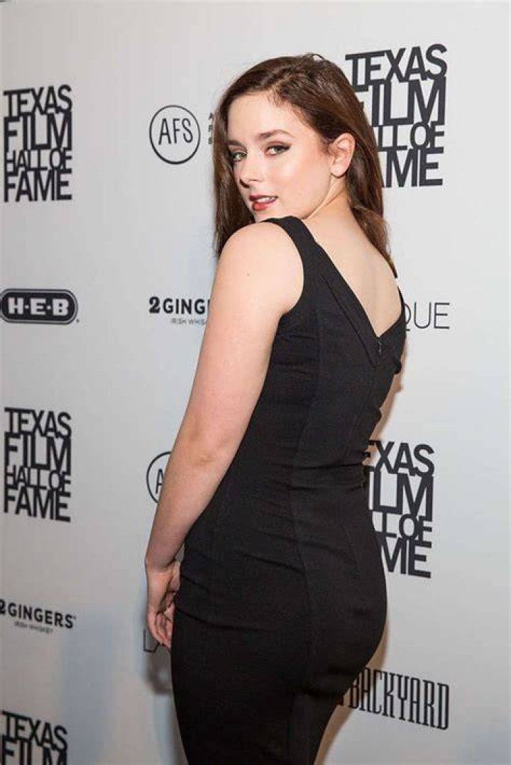 Madison Davenport Biography - Facts, Childhood, Family Life & Achievements