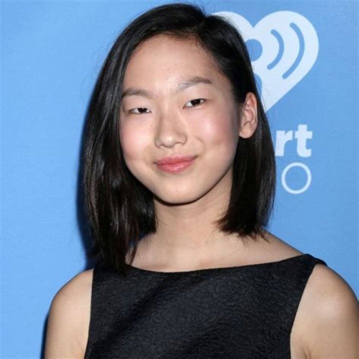 Madison Hu Biography