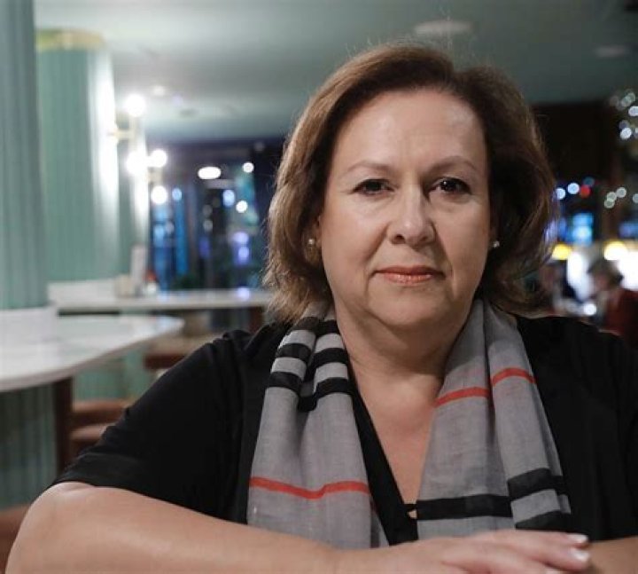 Maria Victoria ... Biography