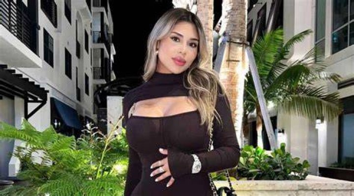 Mia Francis: Boyfriend, Body, Career & Net Worth