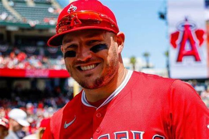 Mike Trout Biography