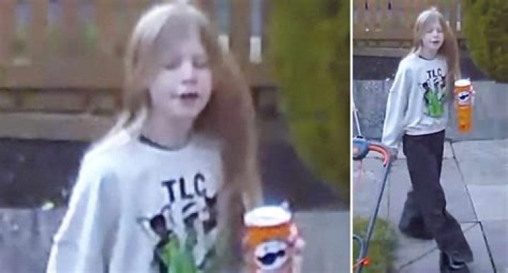 Missing Kaitlyn Easson Was last seen near Langlee, Help Find Her
