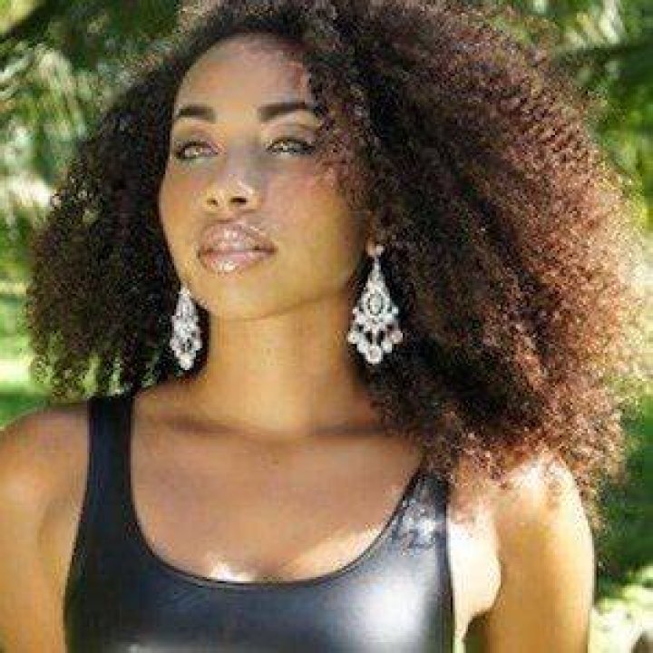 Natalie Odell – Bio, Facts, Family Life, Career