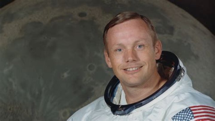 Neil Armstrong Biography