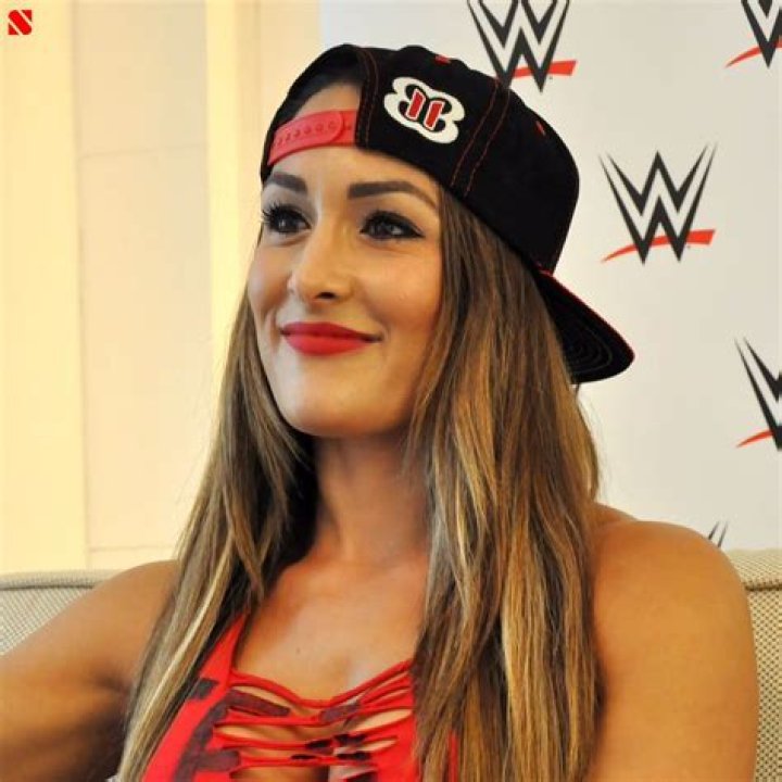 Nikki Bella Biography