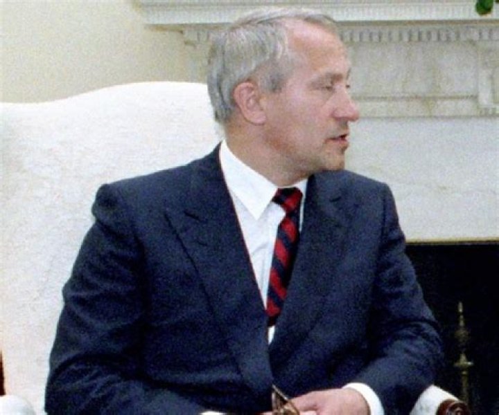 Oleg Gordievsky Biography - Facts, Childhood, Family Life & Achievements
