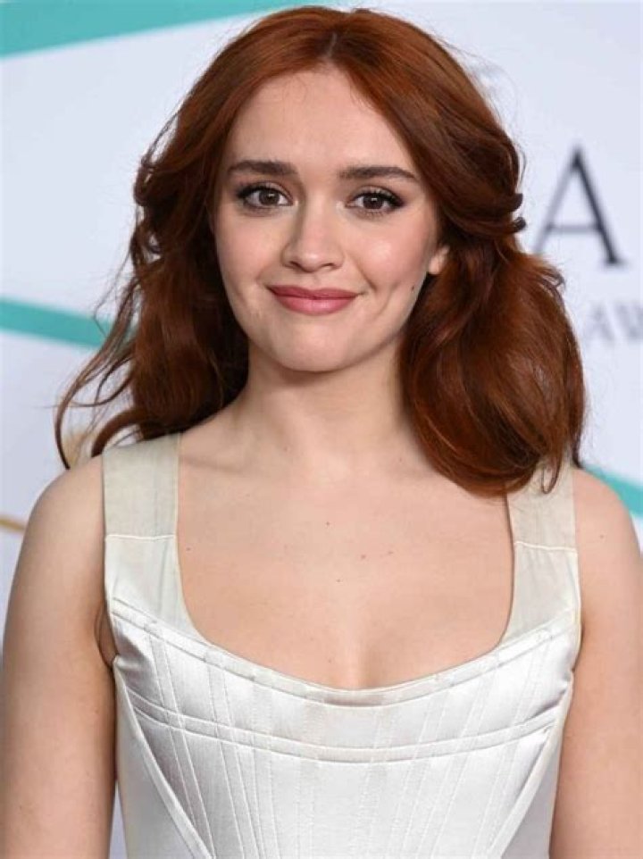 Olivia Cooke family, husband, children, parents, siblings 1 Olivia Cooke biography age net worth husband profile shows family movies Uzomedia TV