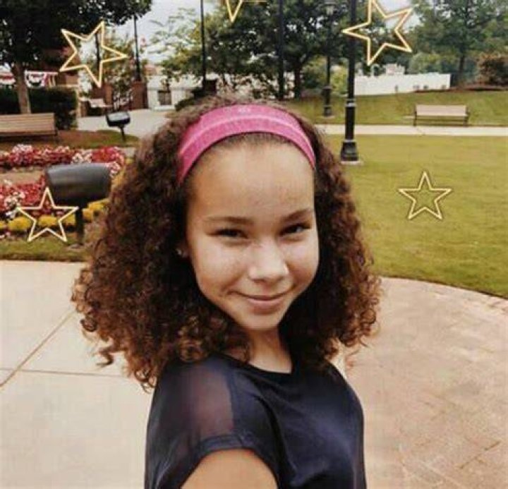 Olivia Haschak Biography