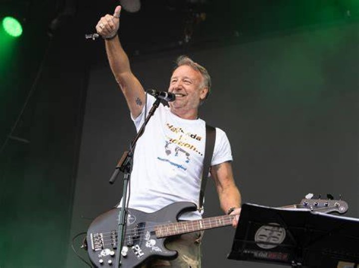 peter-hook-42348.jpg