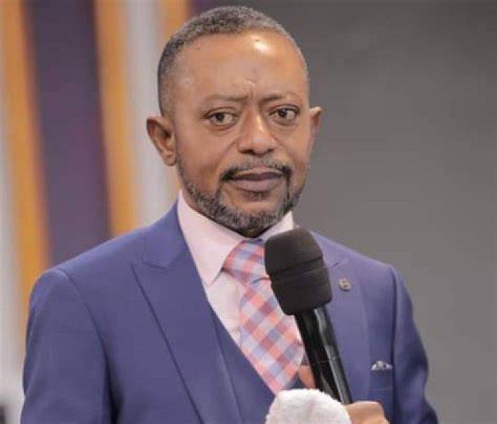 Photos: Meet the voluptuous wife of Rev. Owusu Bempah