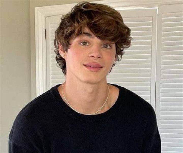 Pierre Boo Biography - Facts, Childhood, Family Life & Achievements