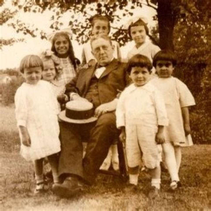 Richard Donoghue family: Wife, children, parents, siblings