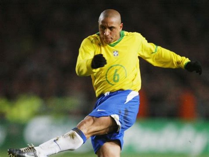 Roberto Carlos Biography