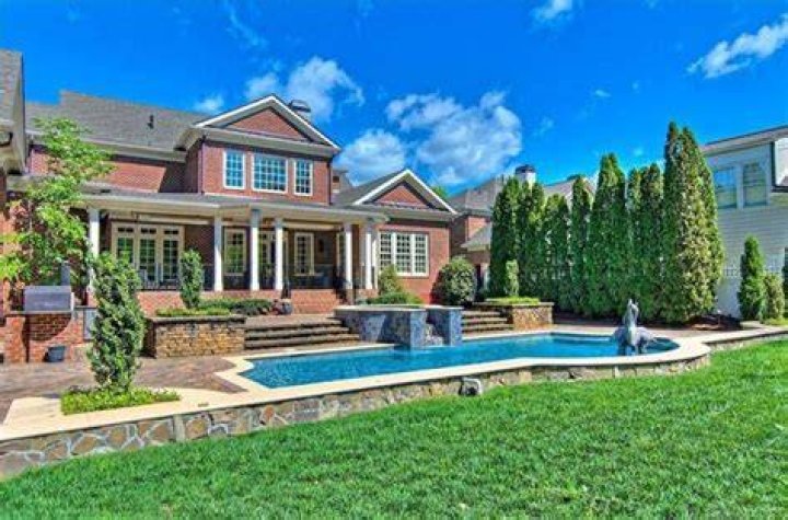 Ron Rivera house: Where does Ron Rivera live? 1 Ron Rivera house Charlotte North Carolina