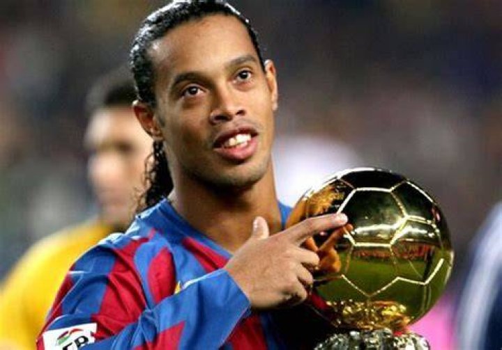 Ronaldinho Biography