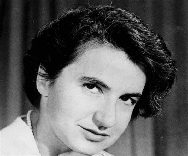 Rosalind Franklin Biography - Childhood, Life Achievements & Timeline