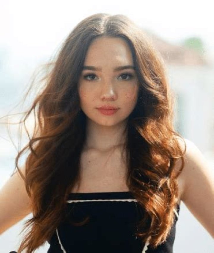 Ruby Jay - Bio, Facts, Family Life of Singer, YouTuber & Actress