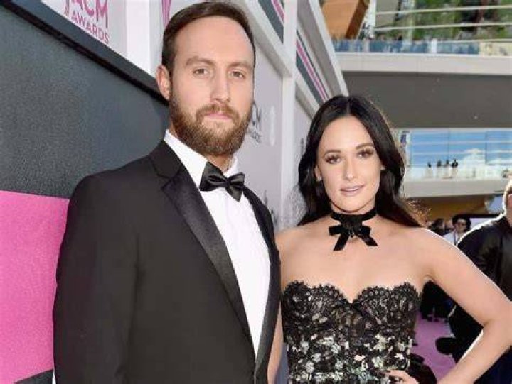 Ruston Kelly Biography