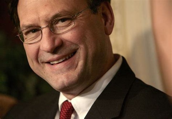 Samuel Alito Biography