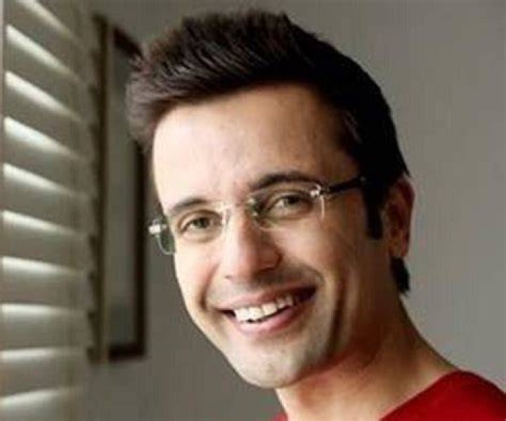 Sandeep Maheshwari Biography - Facts, Childhood, Family Life & Achievements