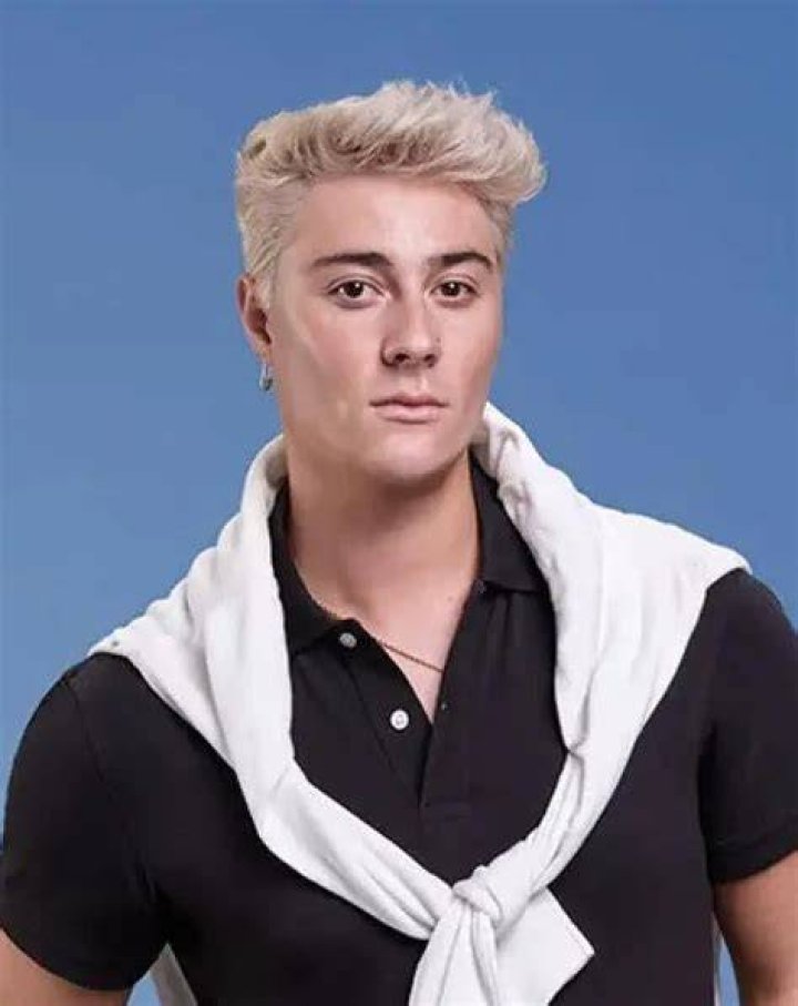 Sebastian Bails Biography