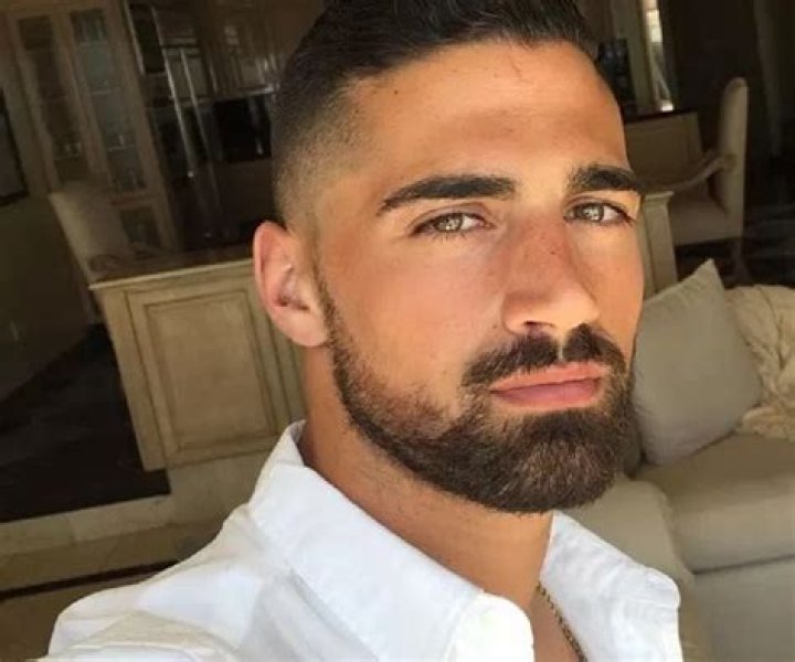 Sebastian Lletget Biography