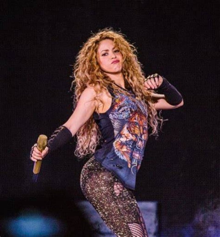 Shakira Biography