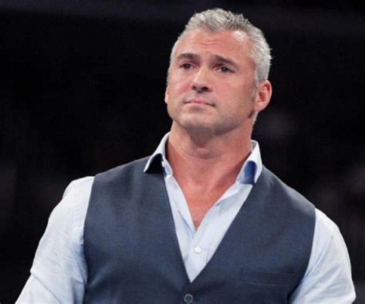 Shane McMahon Biography - Facts, Childhood, Family Life & Achievements