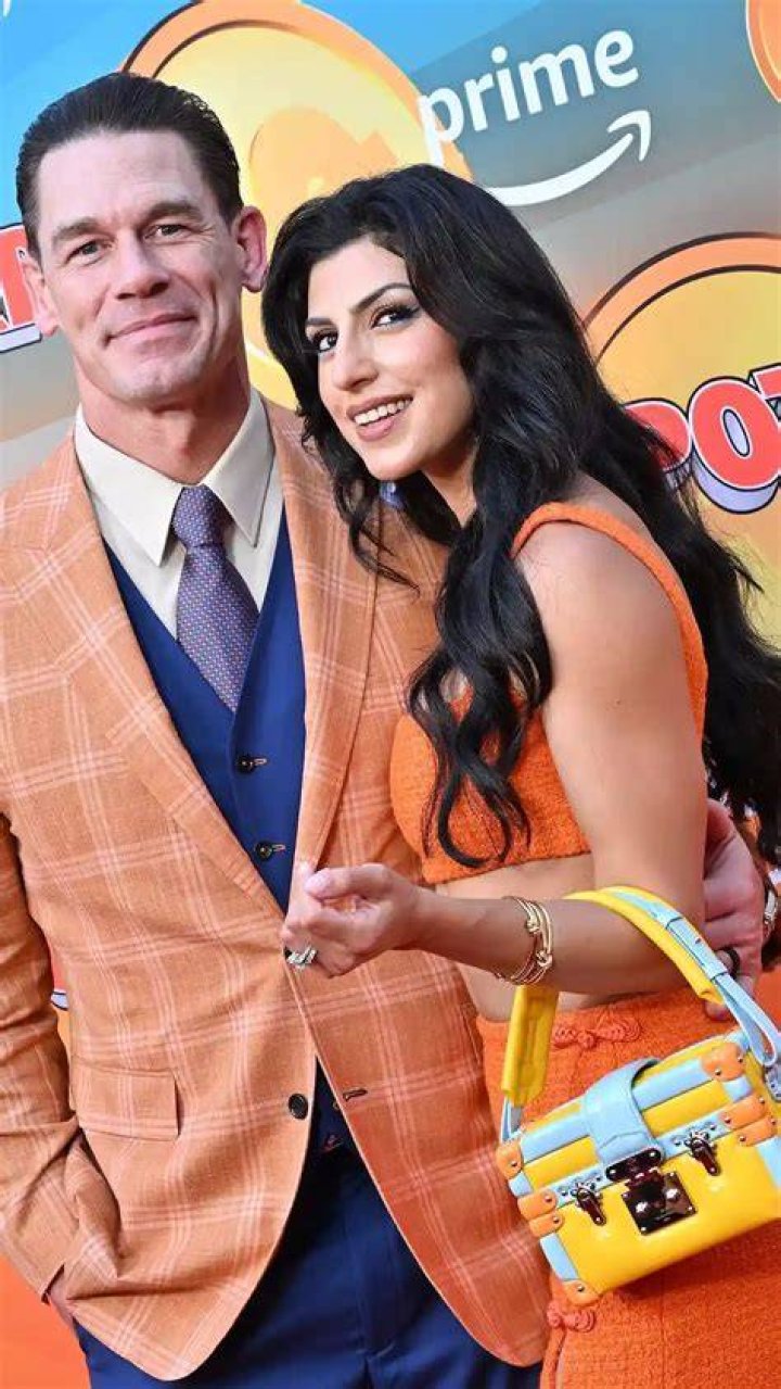 Shay Shariatzadeh Biography - Facts, Childhood, Family Life & Achievements