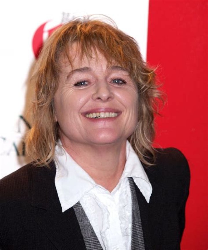 Sin&eacute;ad Cusack Biography