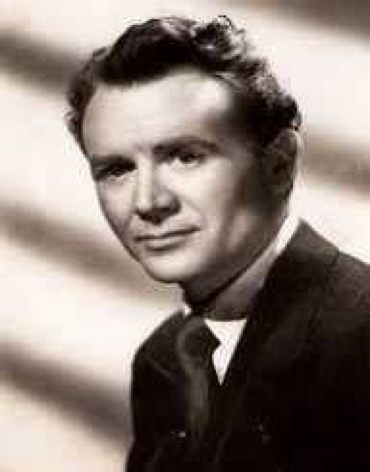 Sir John Mills Biography