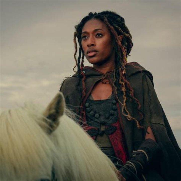 Sophia Brown as &Eacute;ile in 'The Witcher: Blood Origin' brandishing a knife