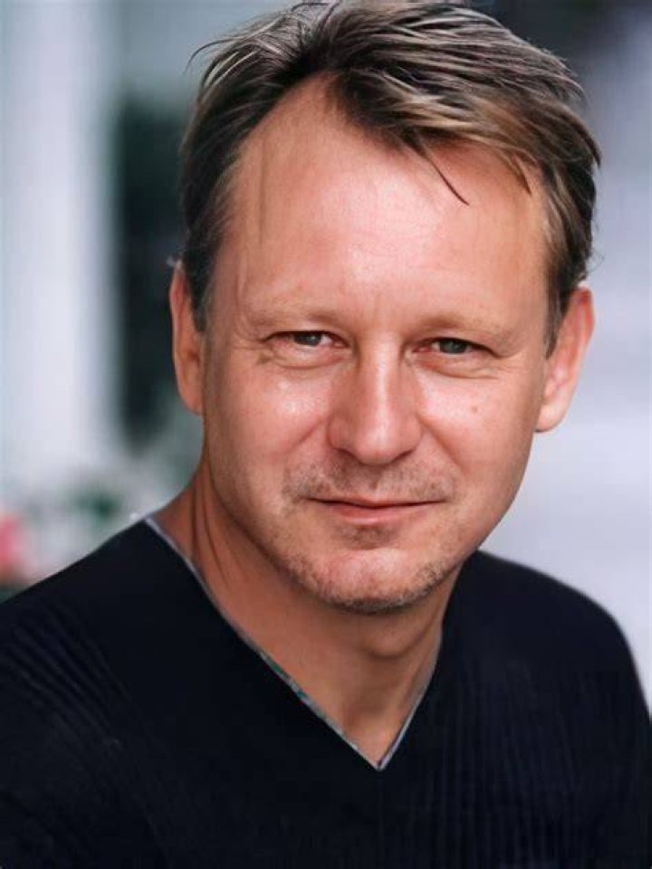 Stellan Skarsg&aring;rd Biography