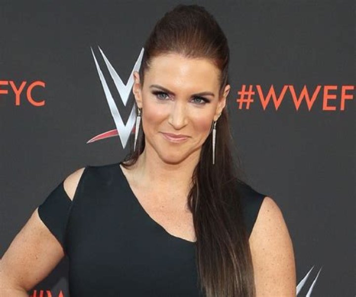 Stephanie McMahon Biography - Facts, Childhood, Family Life & Achievements