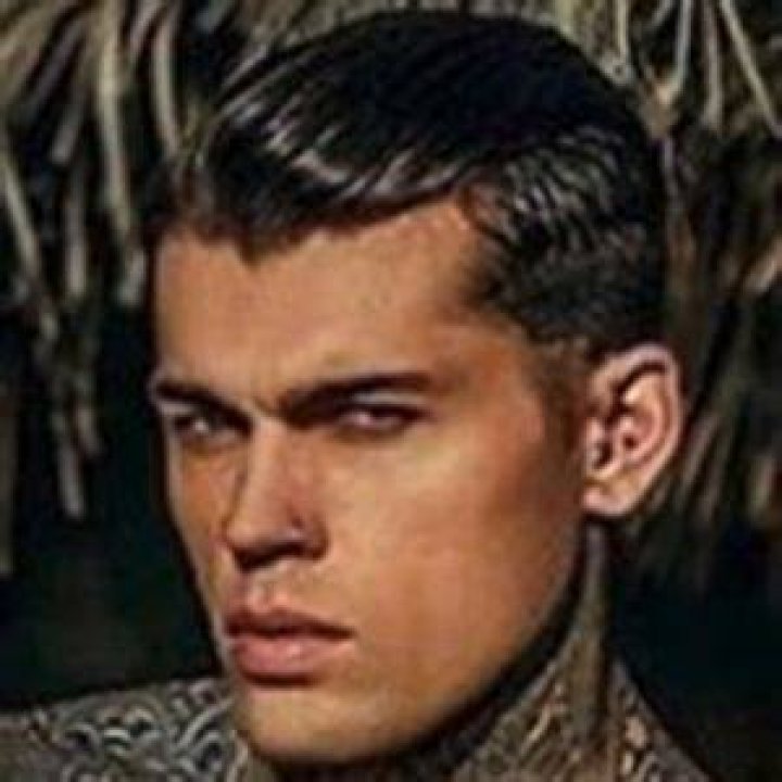 Stephen James Hendry – Bio, Facts, Family Life of British Model