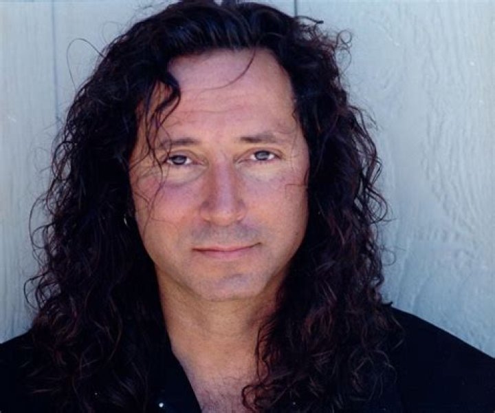 Steve Augeri Biography - Facts, Childhood, Family Life & Achievements of Singer