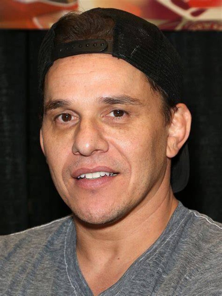 Steve Cardenas girlfriend: Does Steve Cardenas have a girlfriend? 1 steve cardenas 740x400 1