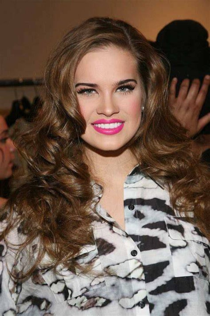 Stormi Henley Biography