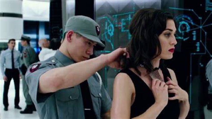 Streaming users reheat a lukewarm and lackluster sequel that wasted an A-grade ensemble