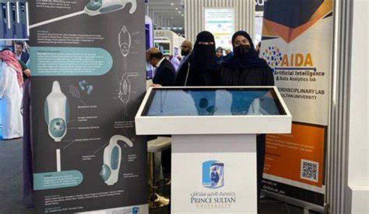 Students Develop Device to Aid Surgeons in Femur Procedure