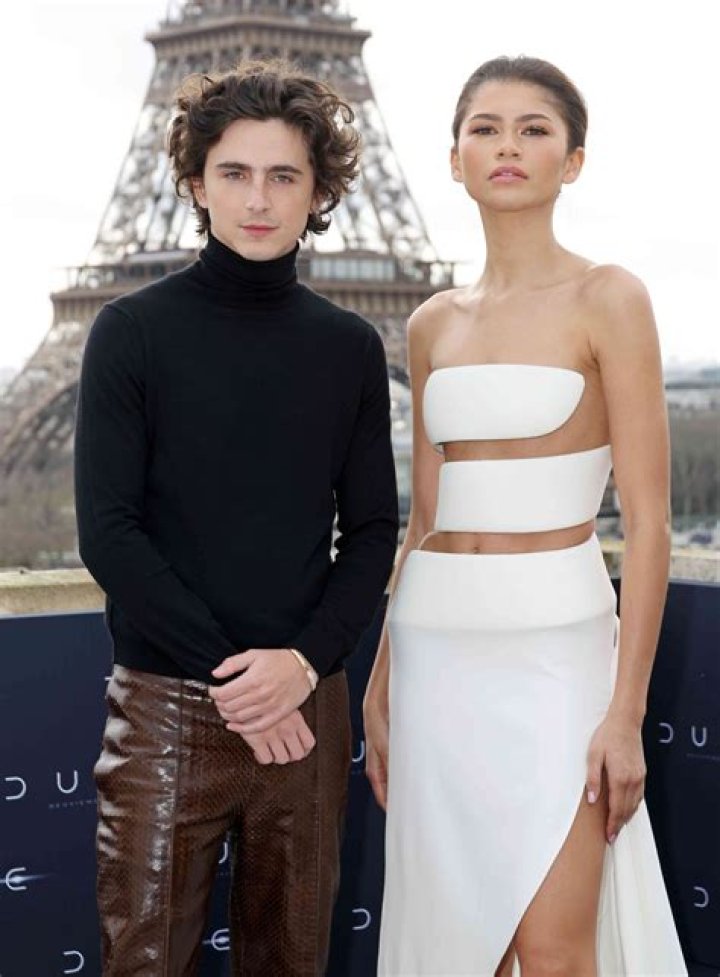 Timoth&eacute;e Chalamet and Zendaya posing together at Dune London premiere