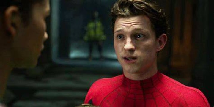 Tom Holland Reportedly Not In Danger Of Leaving The MCU