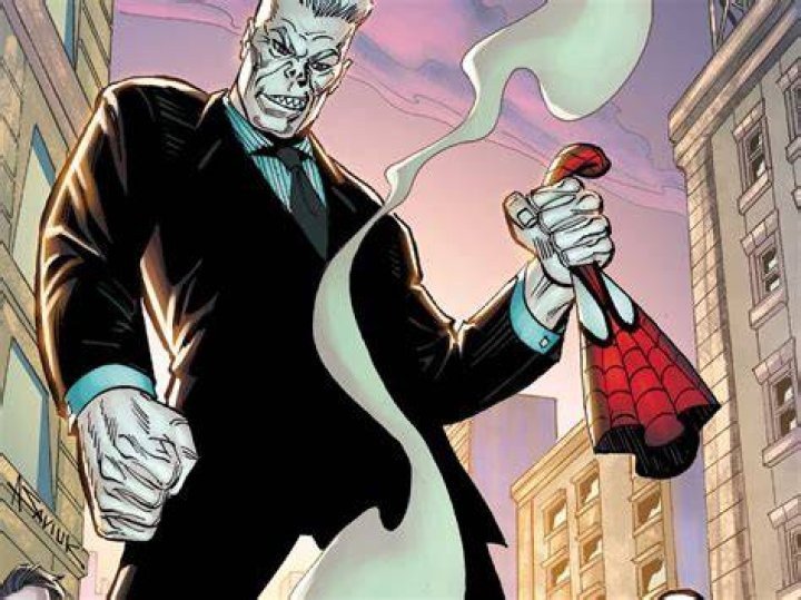 Tombstone realizing that Spider-Man is behind him in Insomniac's "Spider-Man"