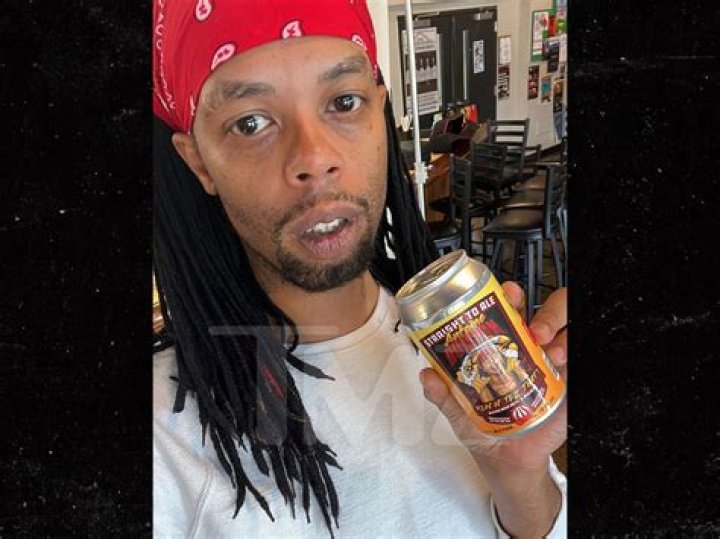 Viral star Antoine Dodson is turning his decade-old meme into a beer because it’s 2022